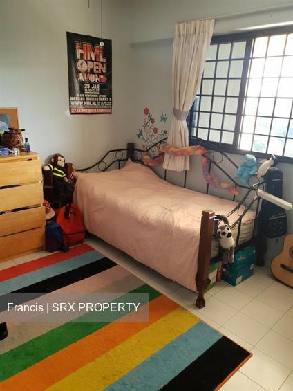 Blk 336 Jurong East Avenue 1 (Jurong East), HDB Executive #175349112